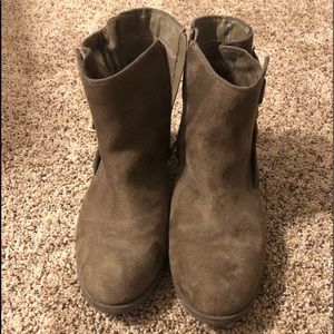 Women’s size 10 boots